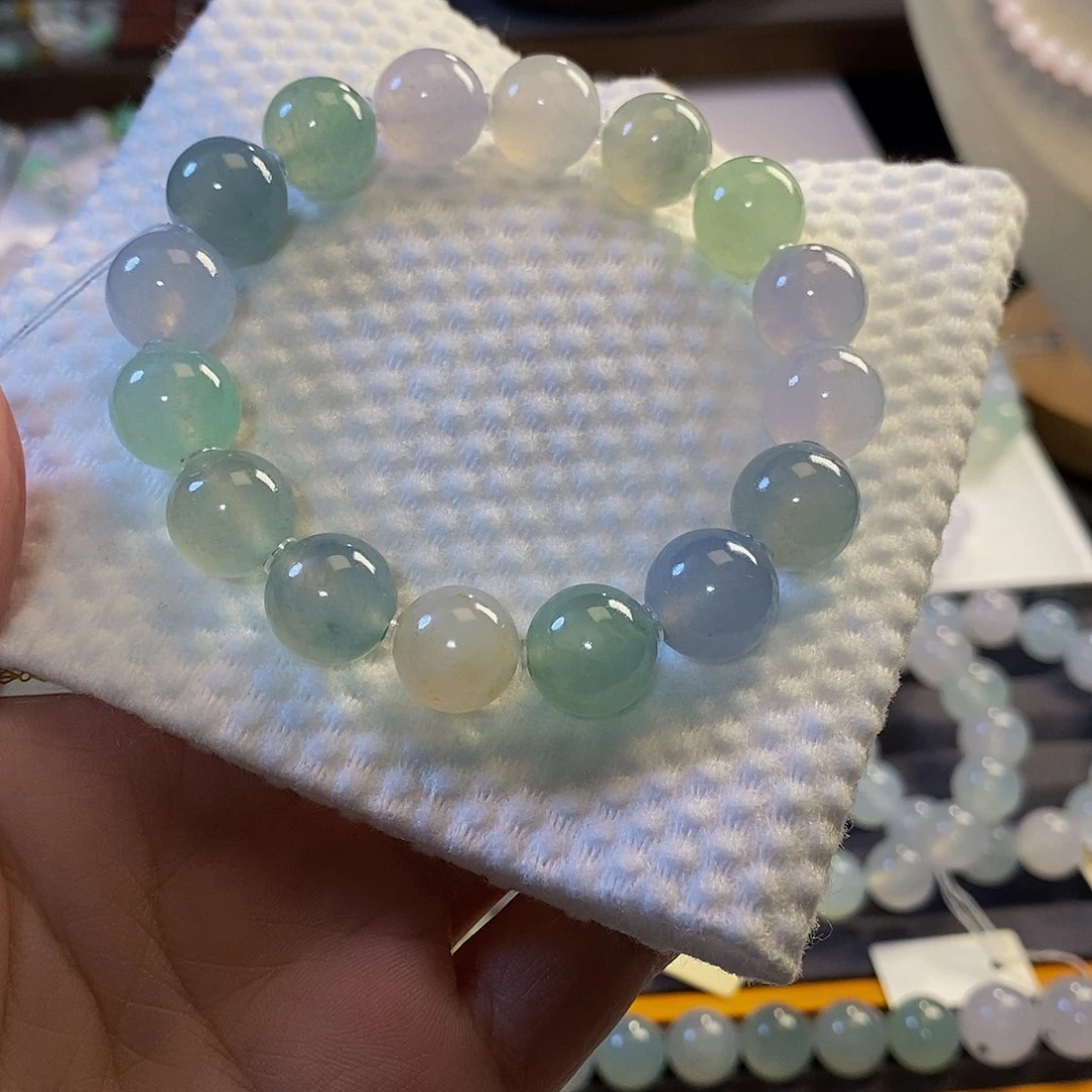 定制翡翠未镶嵌翡翠.