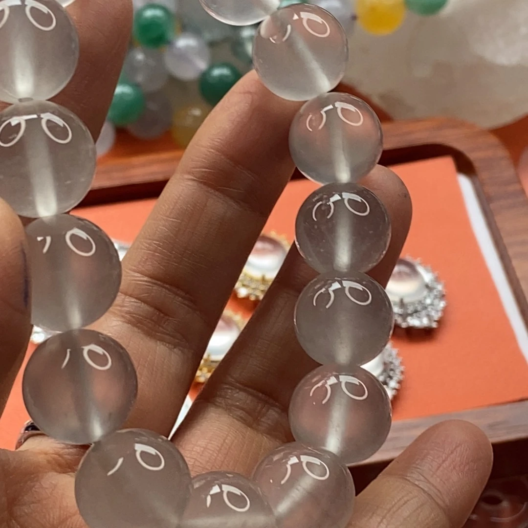 石英质玉颈饰未镶嵌