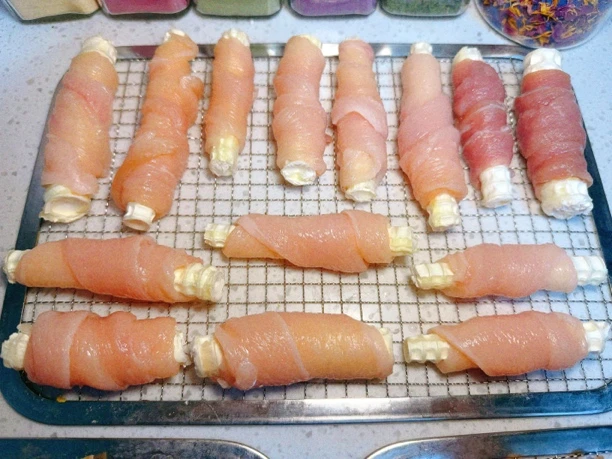 鸭肉绕鲨鱼骨 ｜鸡肉绕鲨鱼骨 纯手工宠物零食 ｜营养清火磨牙耐啃