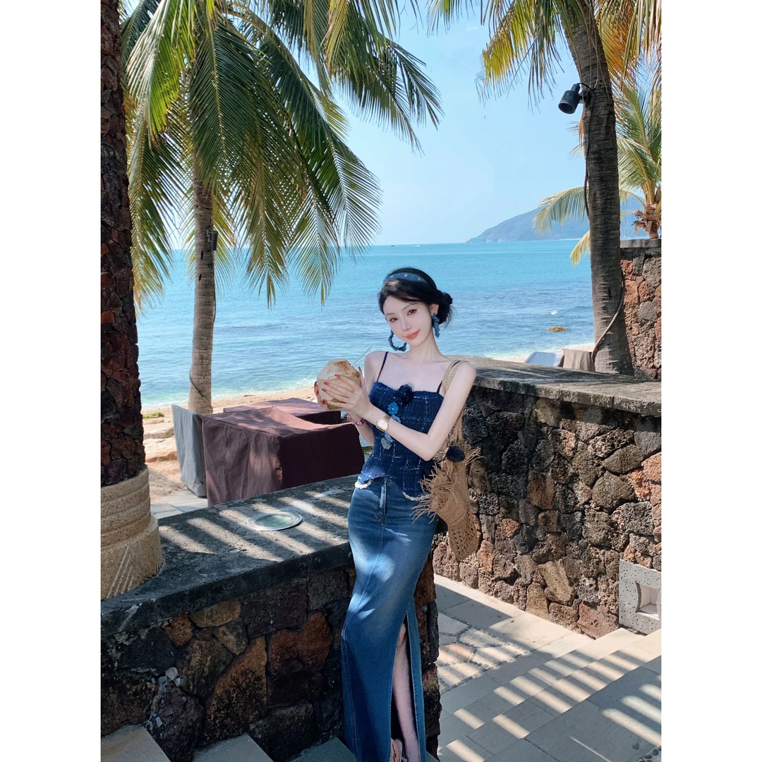 【雅乔定制】丹宁艺术 设计感可拆卸花朵小香吊带上衣DYYK-24112125