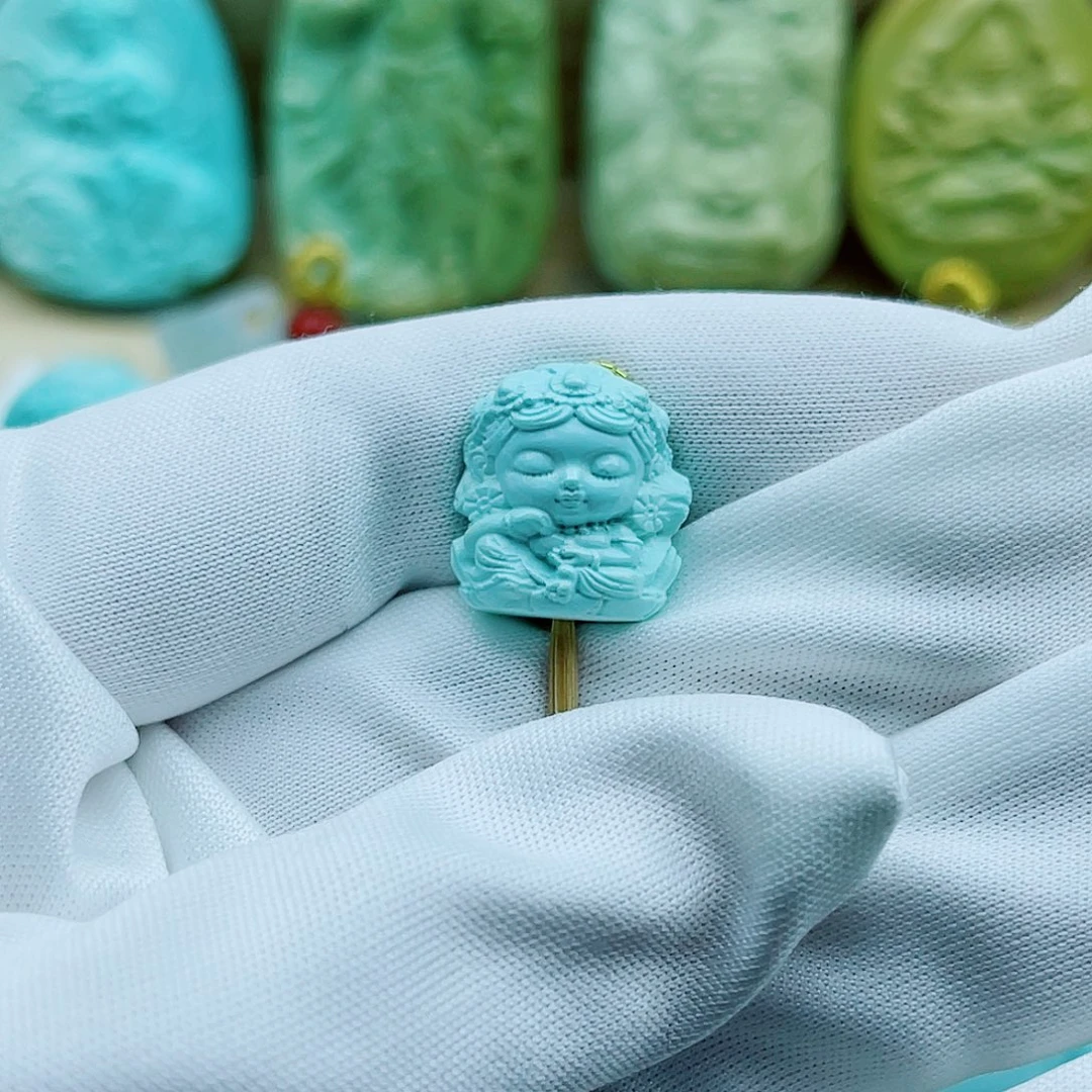 绿松石未镶嵌珠宝奇石