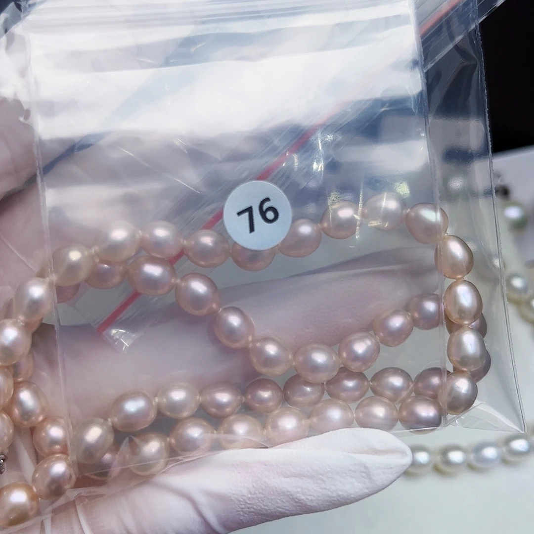 宇****耳饰银S925镶嵌淡水珍珠