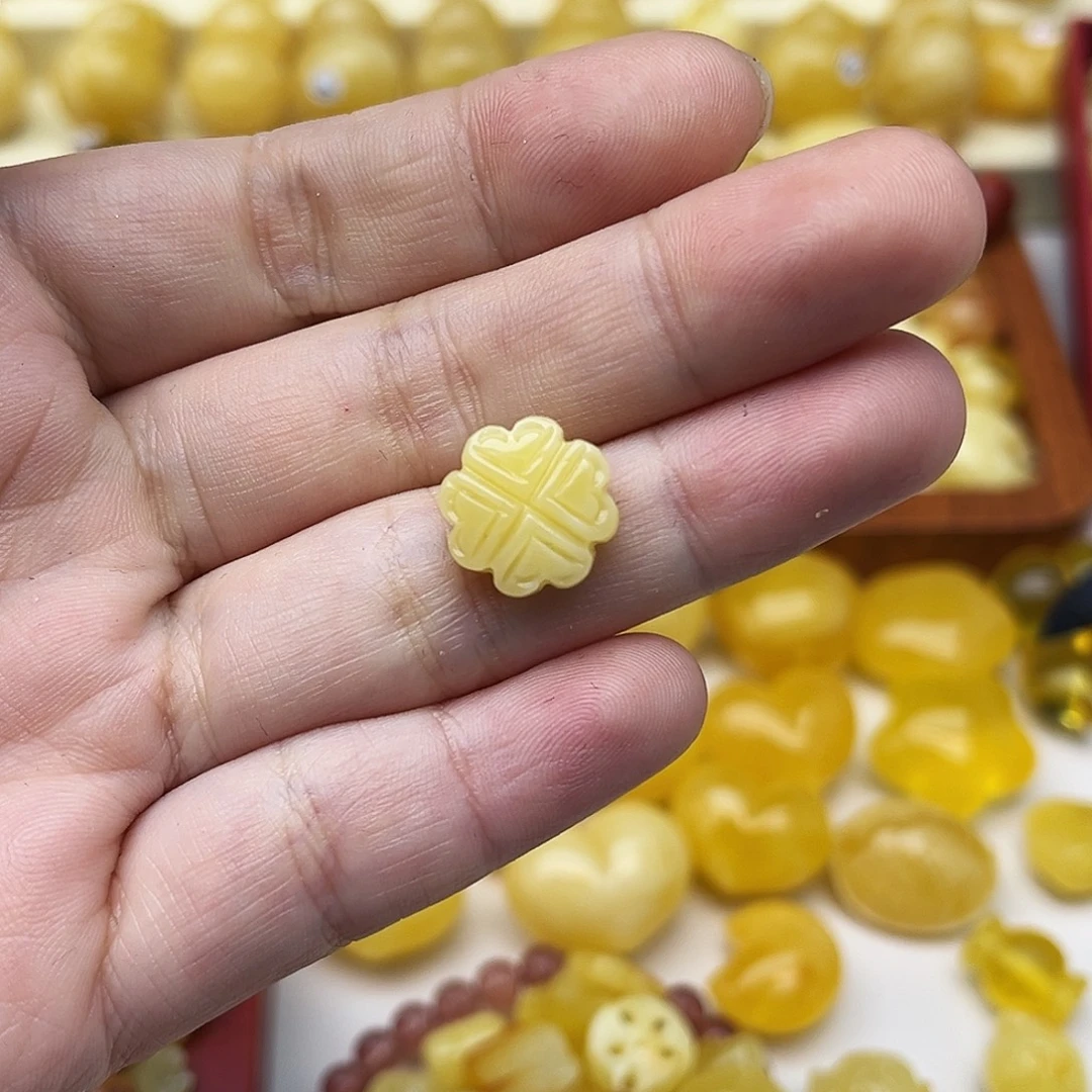 蜜蜡未镶嵌裸石天然