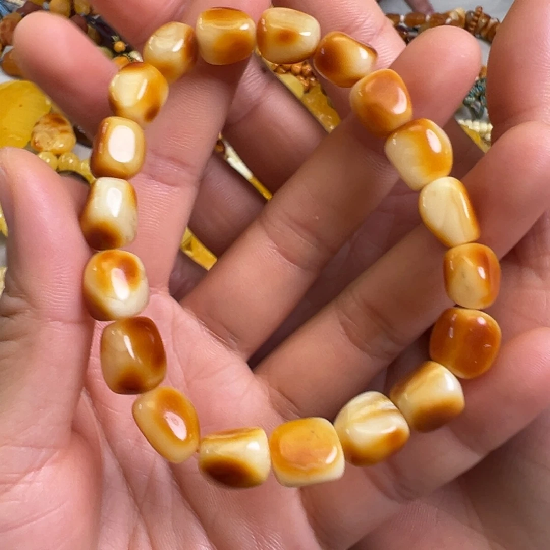 未镶嵌蜜蜡裸石蜜蜡