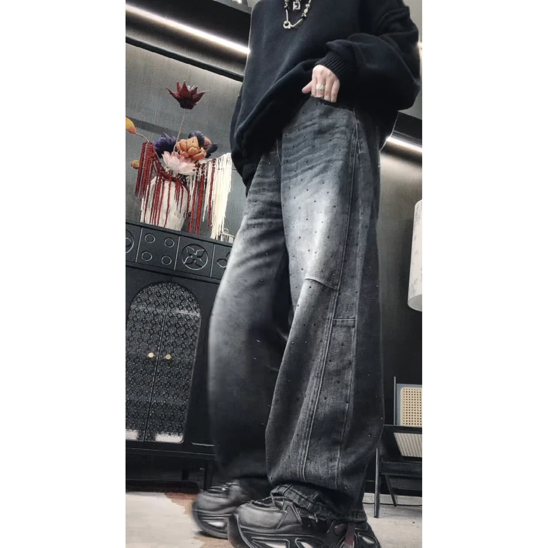 现-莹莹欧货【烫钻牛仔弯刀裤】春季女款爆款2025磨破满钻黑色长裤