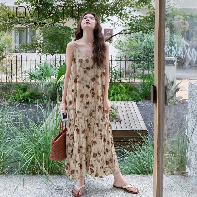 Jovkatti复古气质浪漫风碎花连衣裙女2025新款夏季日系高级感显瘦
