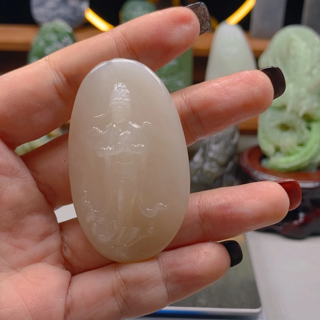 和田玉颈饰未镶嵌