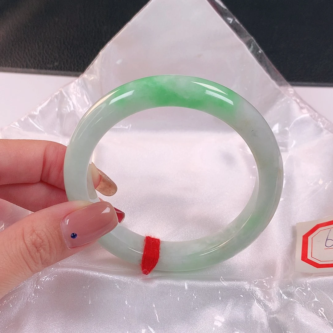 未镶嵌手镯翡翠010