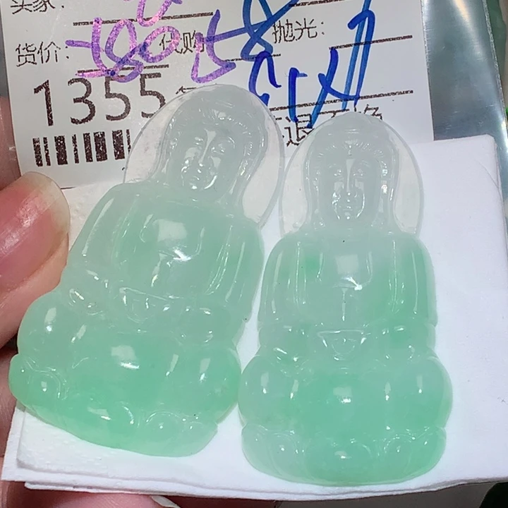 玉***事翡翠未镶嵌颈饰cvf