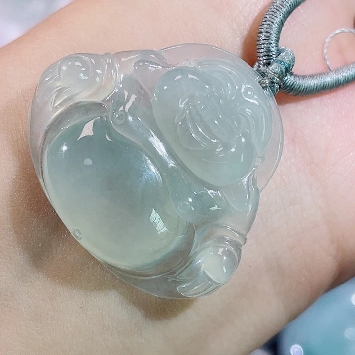 颈饰未镶嵌翡翠佛公