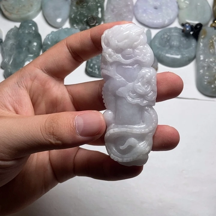 翡翠未镶嵌颈饰龙柱29