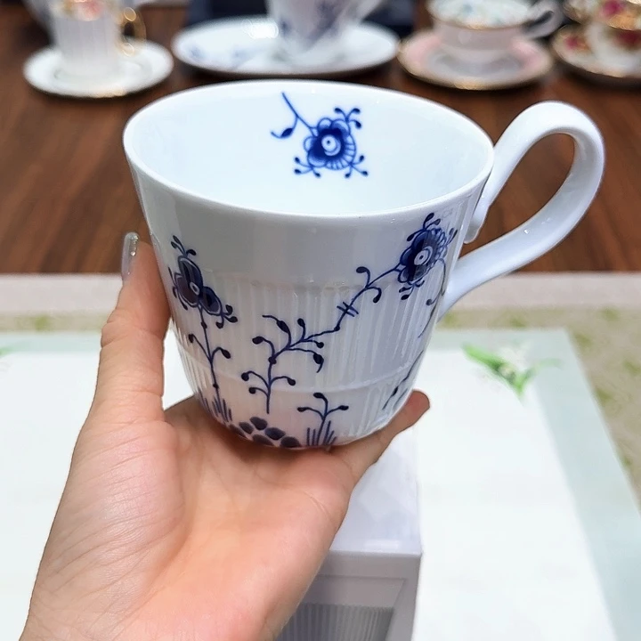 瓷片杯子杯子杯杯子杯子水杯