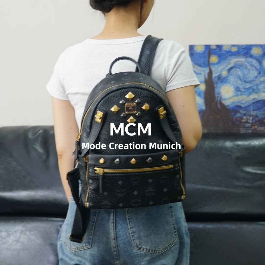 95新 MCM 黑色双肩书包/F4AR04812034/2034