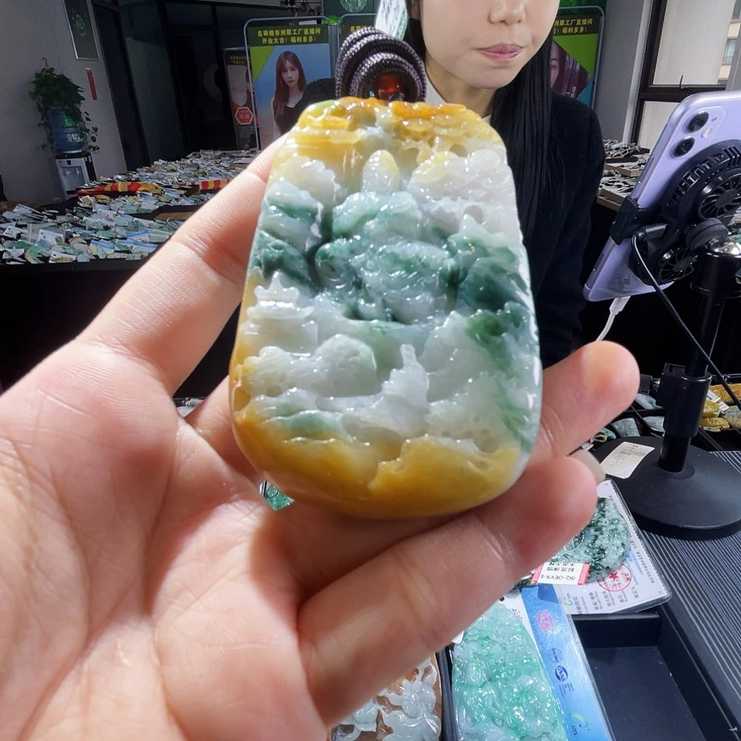 颈饰未镶嵌翡翠一