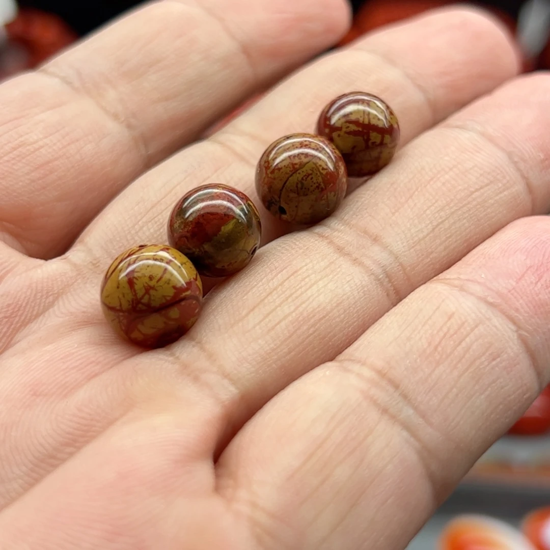 南红玛瑙配饰未镶嵌东*