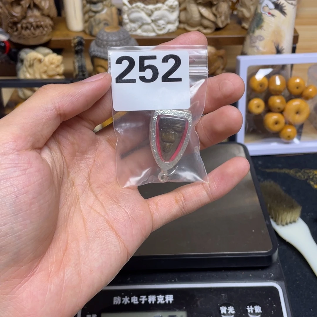 天然猛犸象牙瑕疵品