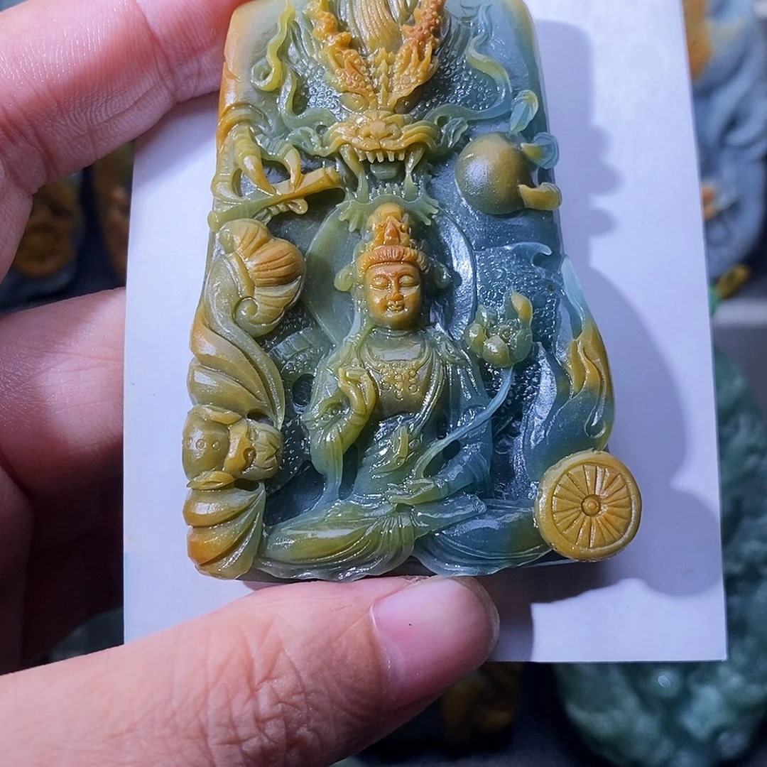 এ***光定制翡翠未镶嵌大势至