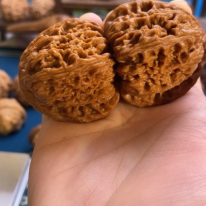 吊坠文玩核桃南疆石44