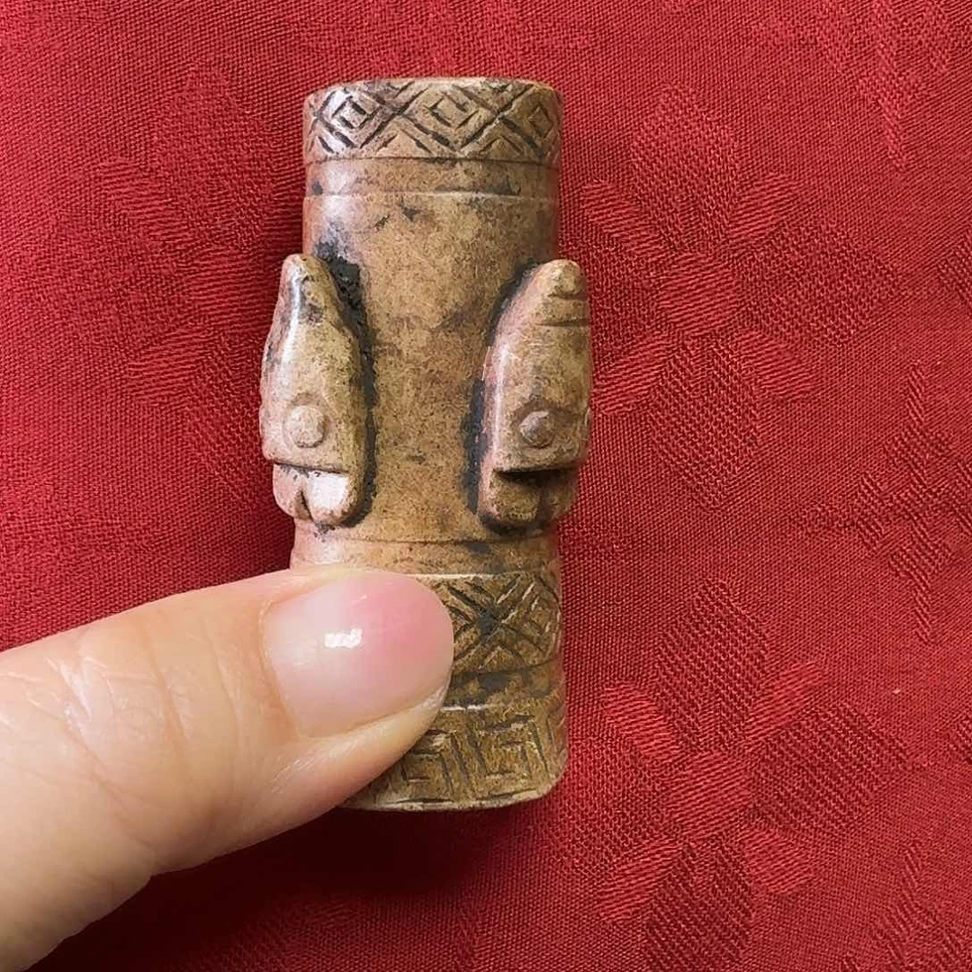 用***6和田玉（糖玉）未镶嵌挂件