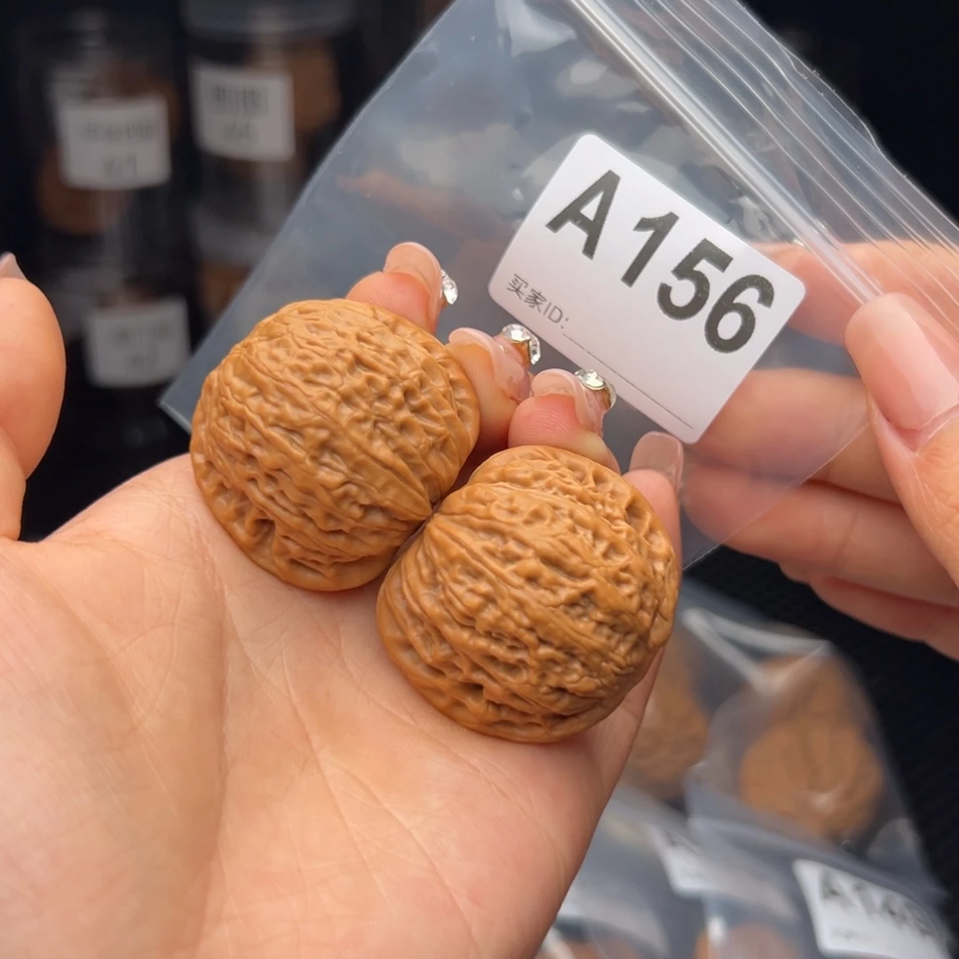 文玩核桃吊坠铁锤38+