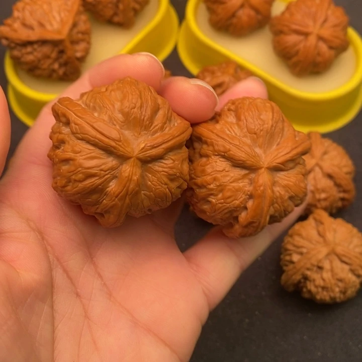 把件文玩核桃鸿**头