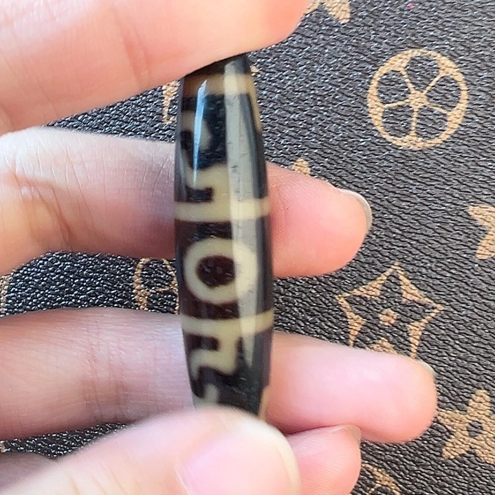 芒***蕉玛瑙/玉髓未镶嵌颈饰