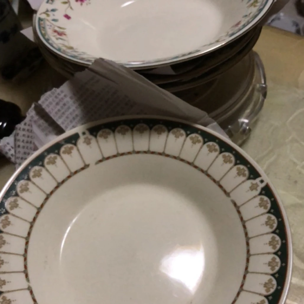 陶瓷深盘四个完好