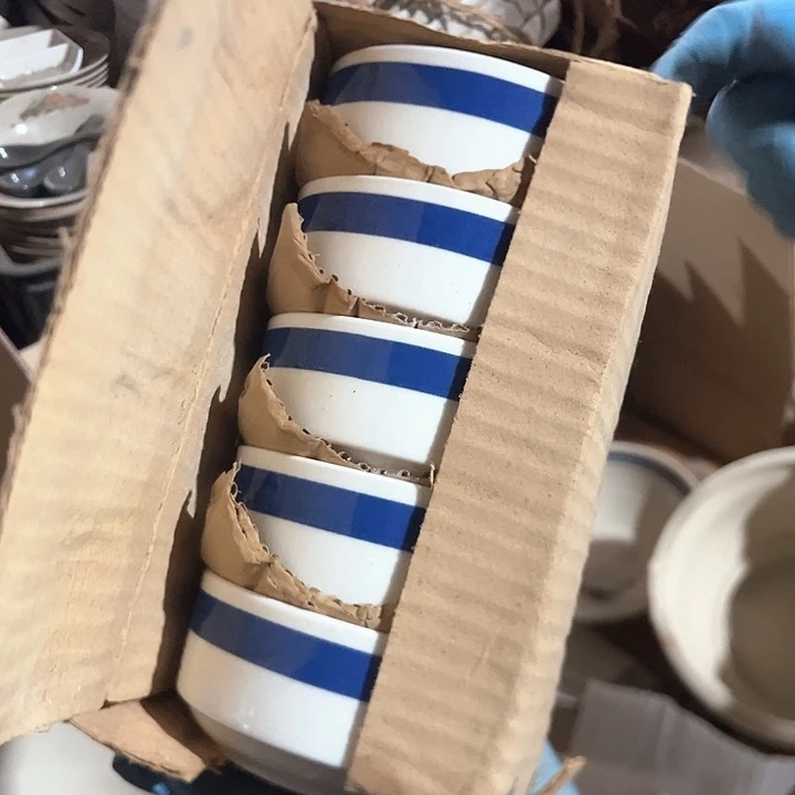 摆件陶瓷盘子碗啥都有