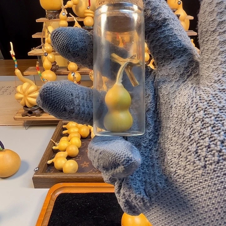 藤手把葫芦不退换