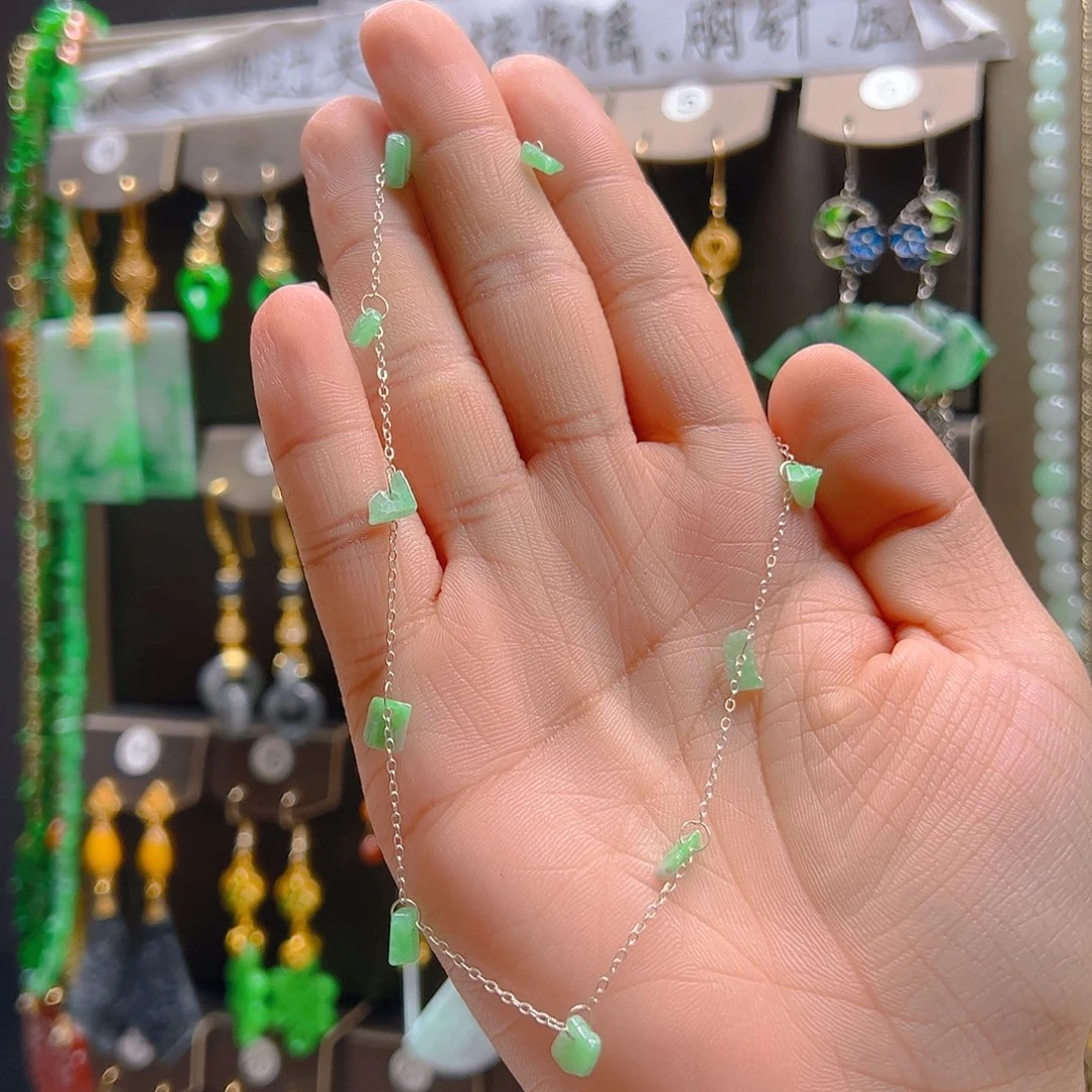 未镶嵌翡翠耳饰翡翠