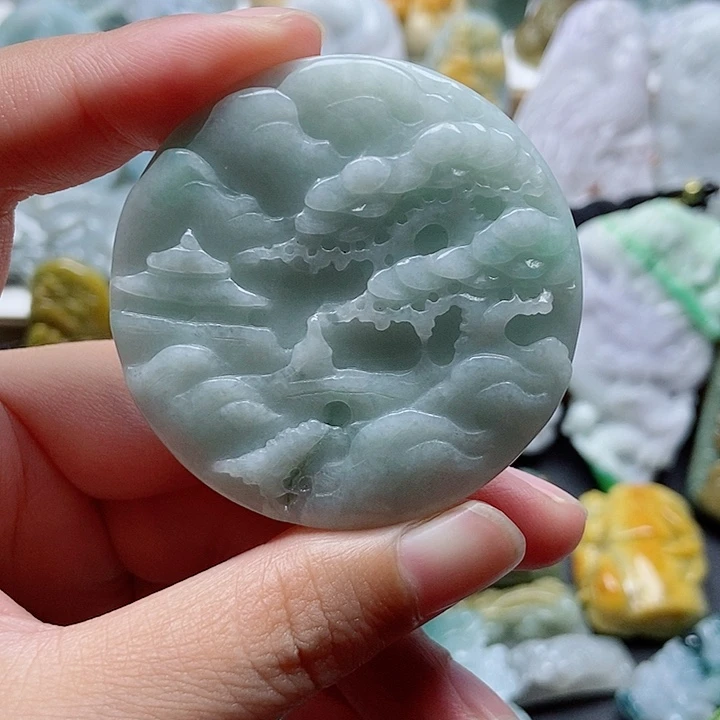 翡翠未镶嵌颈饰翡翠