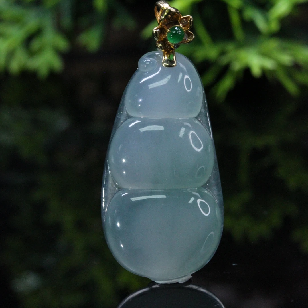 天然缅甸翡翠A货18K金镶晴底连中三元福豆吊坠/1228126/拍卖