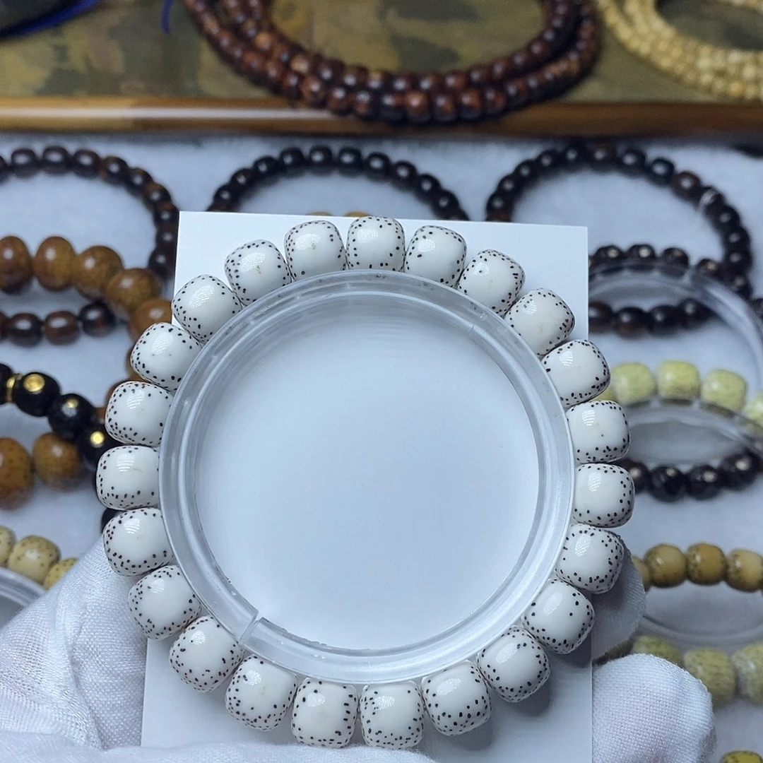 星月菩提手串10半臂双留白毕业