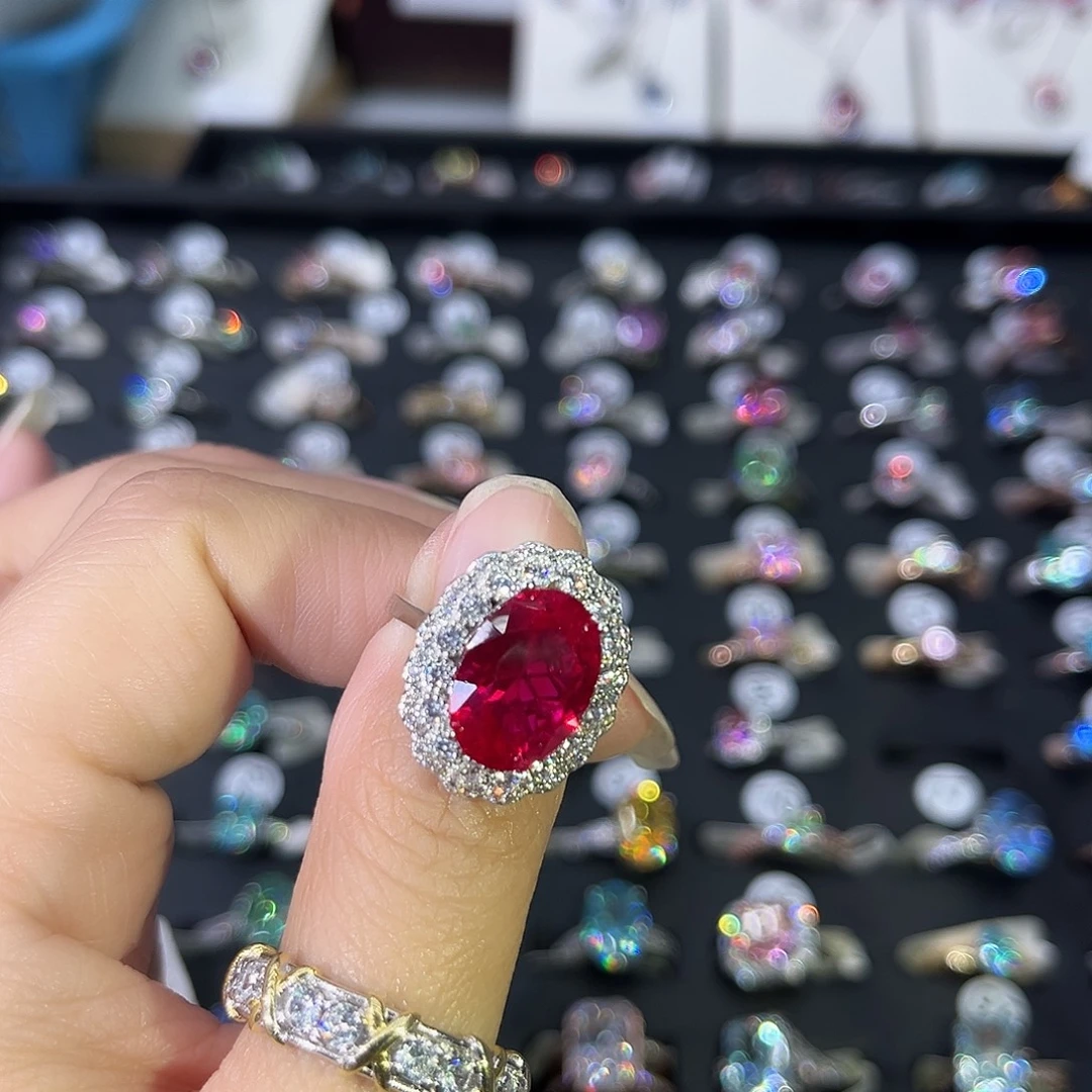 娟****莫桑石非金属B红宝戒十卡-17.5