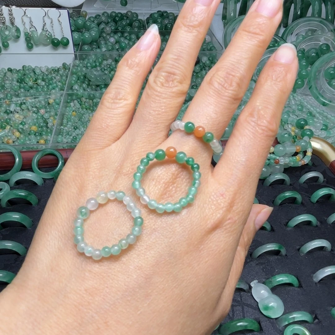 石英质玉（非洲翠）未镶嵌戒指  珠子  手镯珠子戒圈发一个