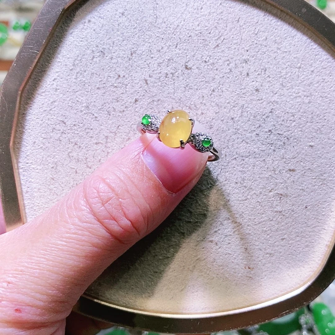 【闪购商品】翡翠挂件未镶嵌裸石