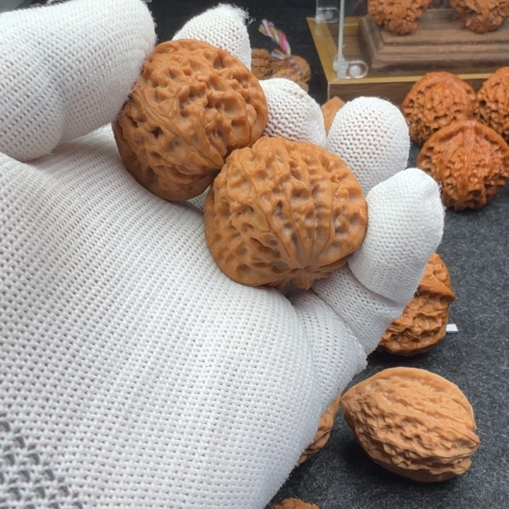 人***醒文玩核桃吊坠龙眼精品14