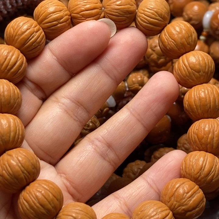 橄榄核吊坠文玩手串