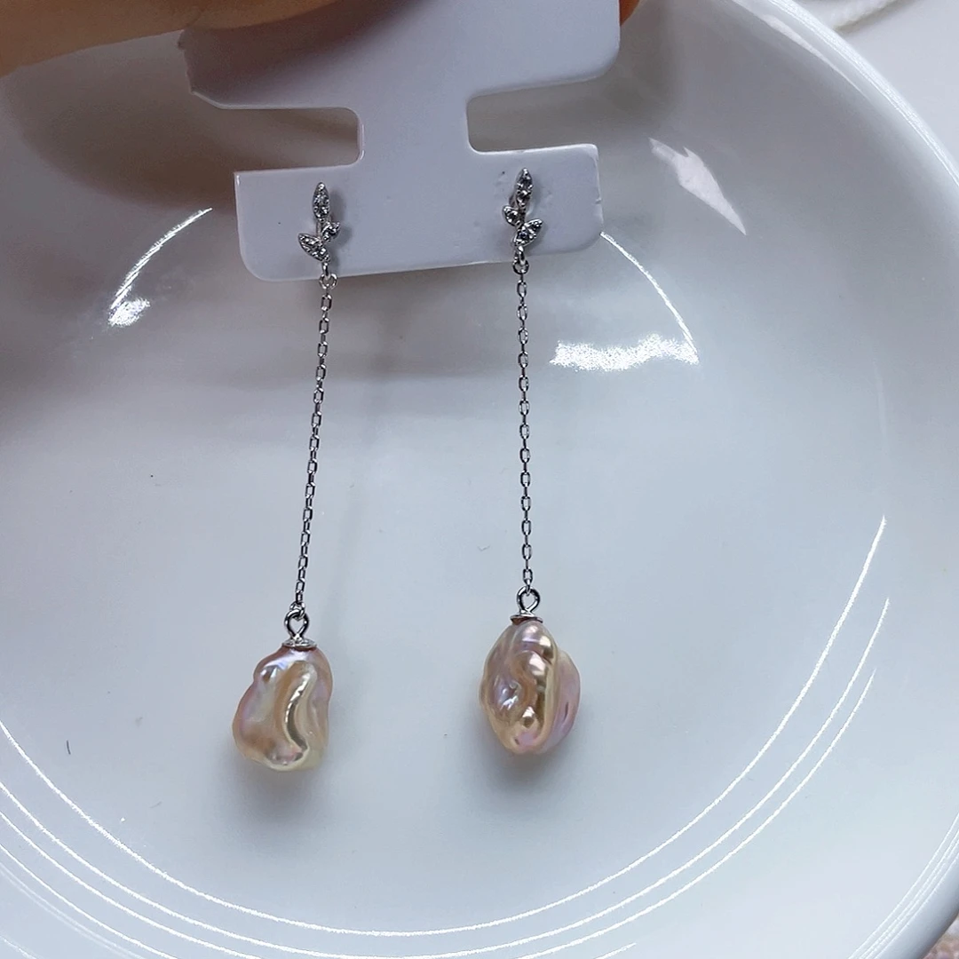 银S925镶嵌耳饰淡水珍珠