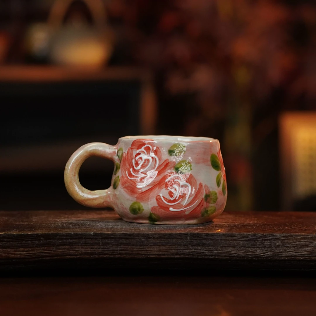 景德镇【直播间专属】手绘手捏陶泥异型茶杯咖啡杯粉红玫瑰260毫升