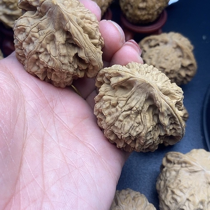 文玩核桃吊坠官帽49