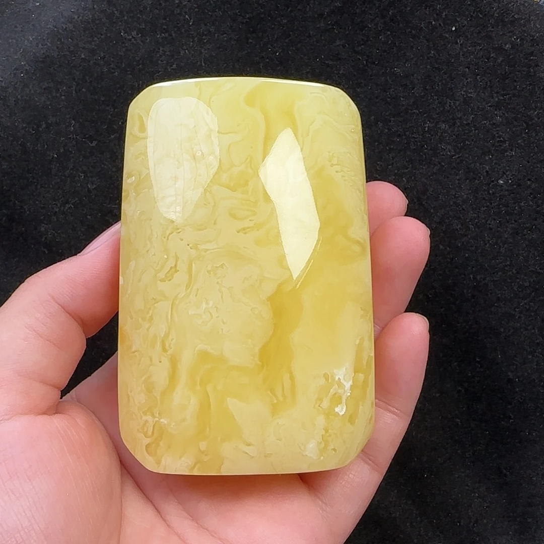 蜜蜡未镶嵌珠宝奇石