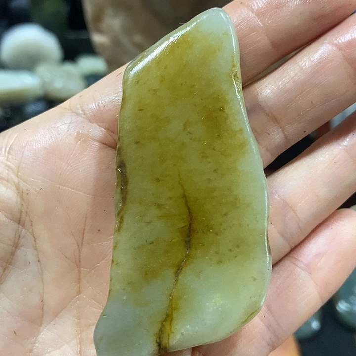 和田玉（糖玉）未镶嵌挂件