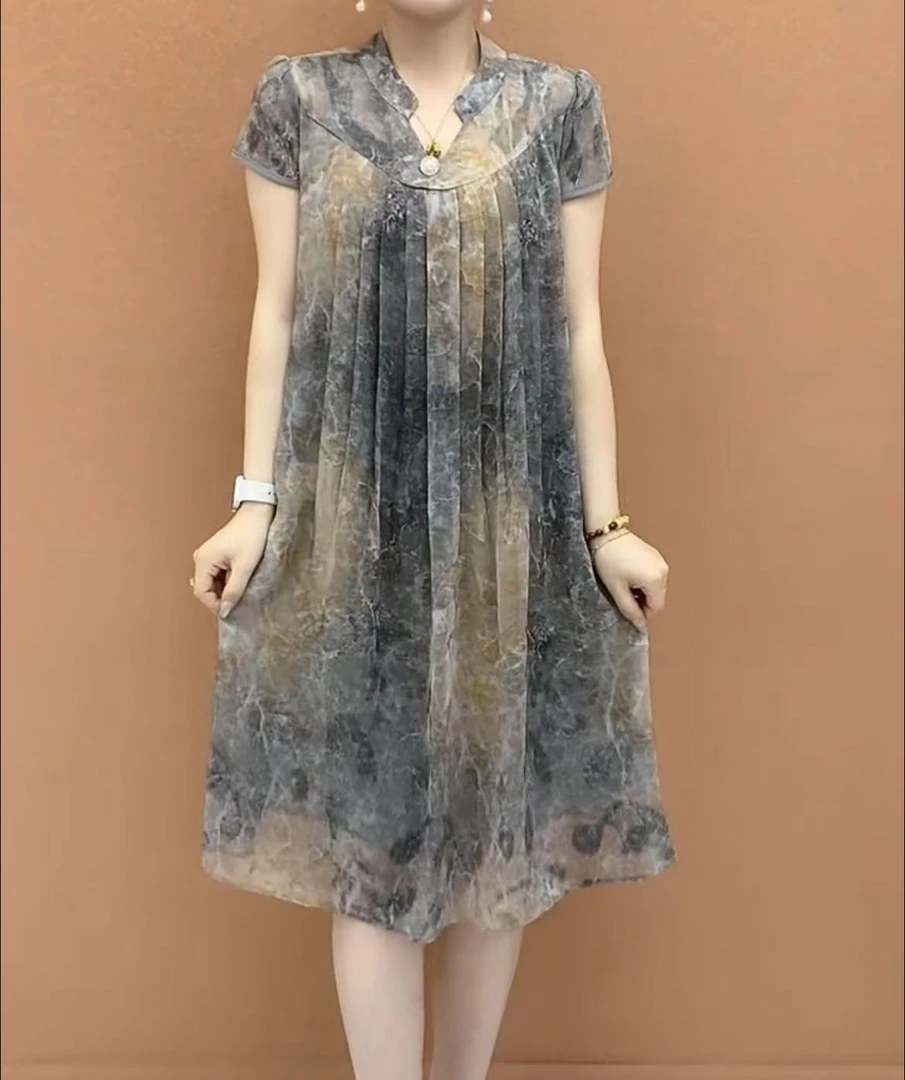 中老年女装妈妈装2025夏季宽松显瘦减龄连衣裙女