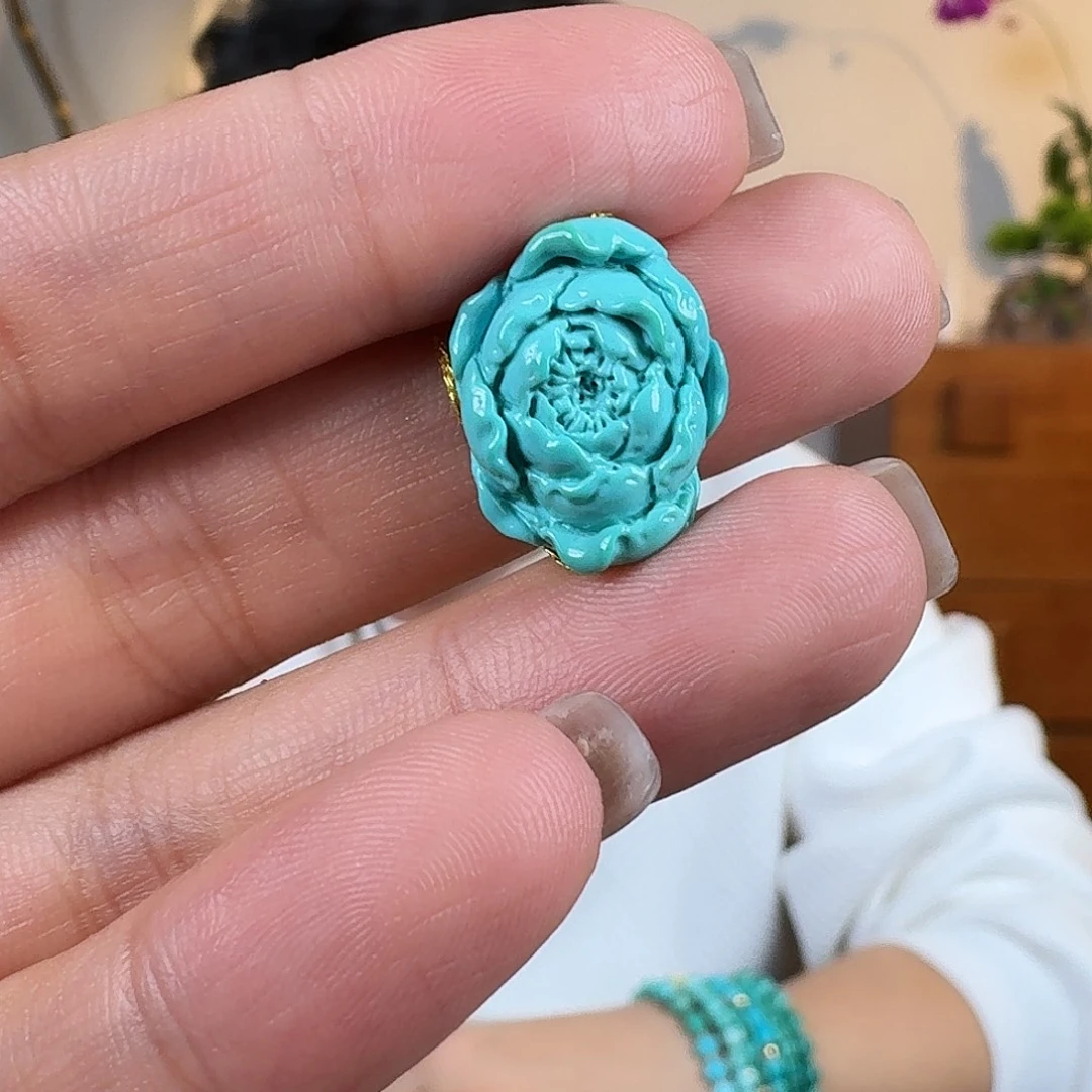 绿松石未镶嵌挂件