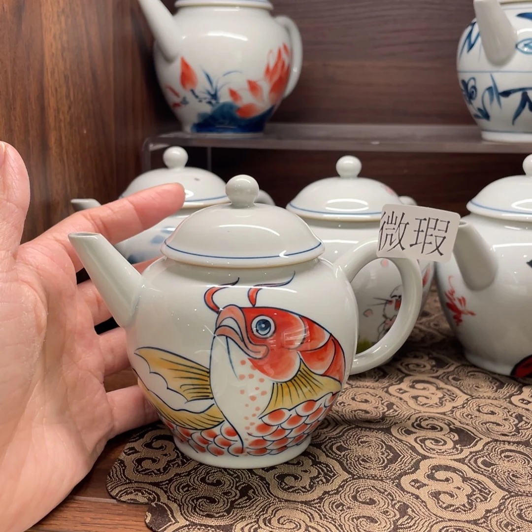 釉下手绘茶具微瑕