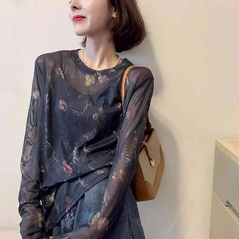 大码女装薄款双层长袖防晒网纱罩衫秋季宽松显瘦百搭胖mm打底上衣