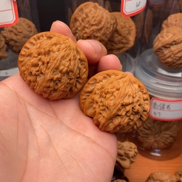 核桃福利43尺白狮子文玩核桃