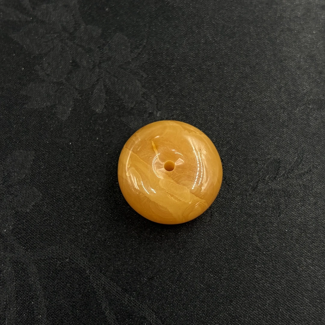 「戴琴珠宝」Q1769-蜜蜡平安扣吊坠（多样性发其一）