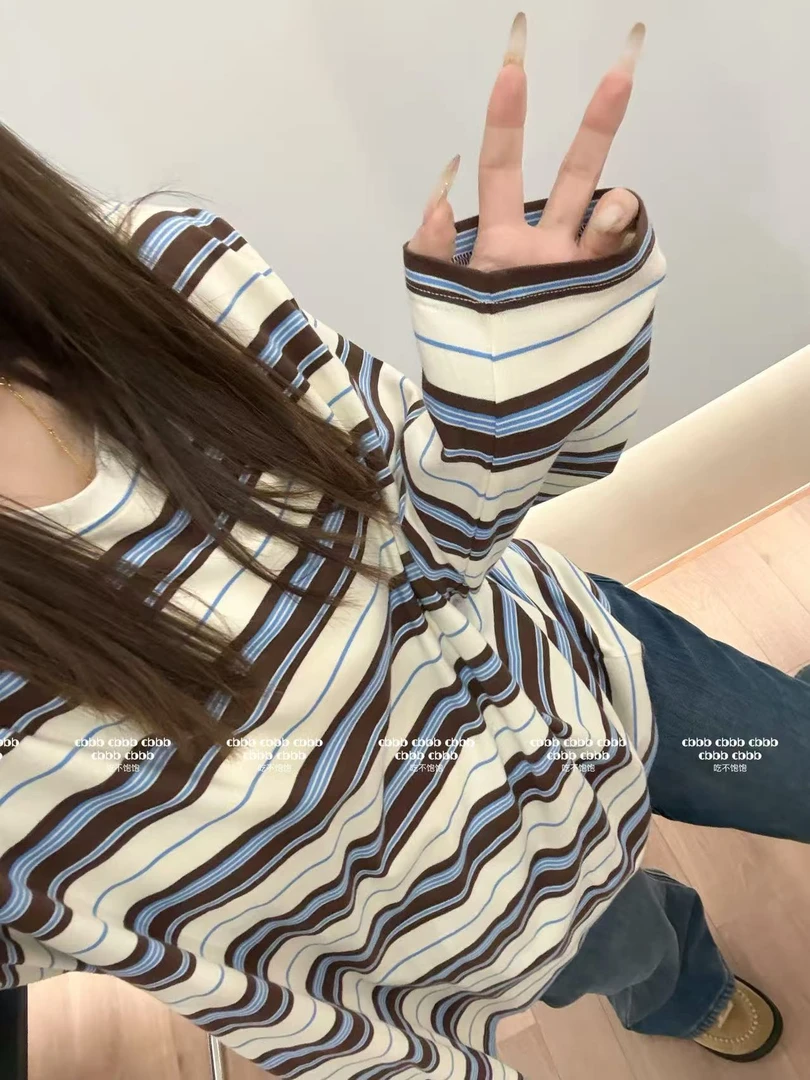 【吃不饱饱】大码 蓝白条纹撞色长袖正肩T恤休闲百搭内搭37